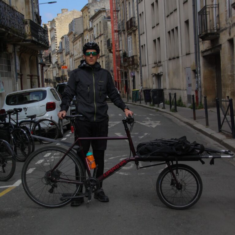 Instagram post from coursiersbordelais. This post is in position 3.