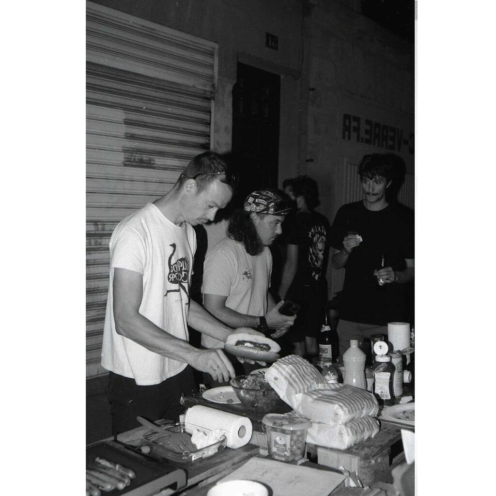 Instagram post from coursiersbordelais. This post is in position 9.