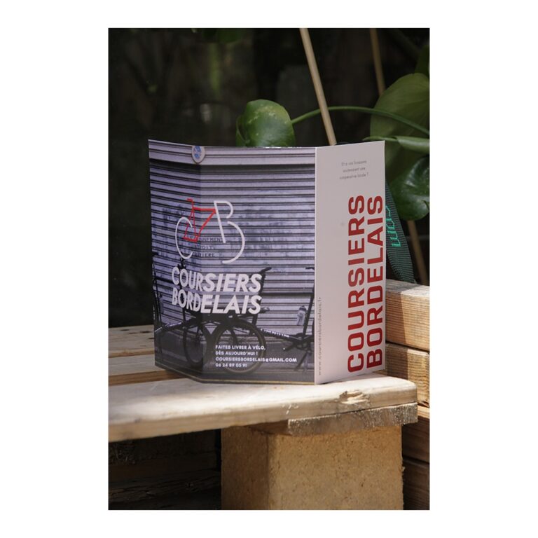Instagram post from coursiersbordelais. This post is in position 3.