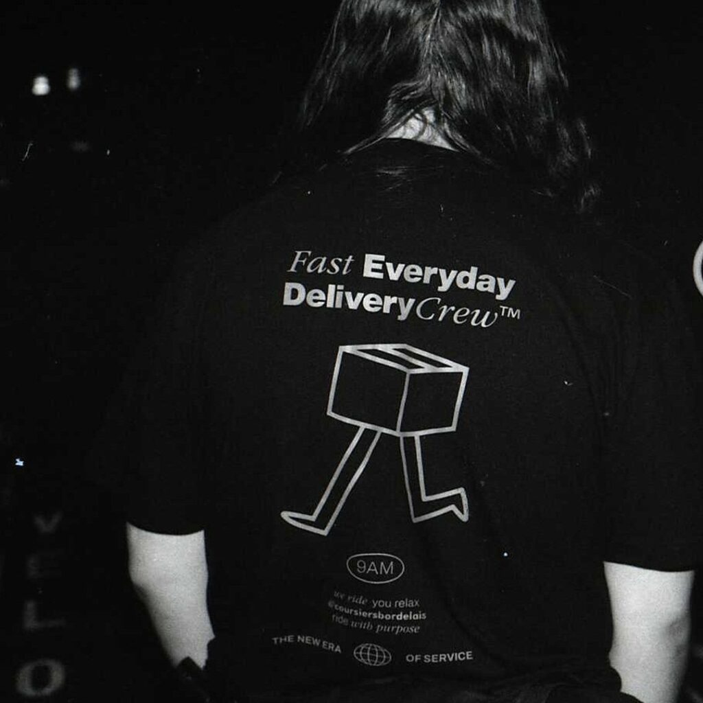 Instagram post from coursiersbordelais. This post is in position 8.